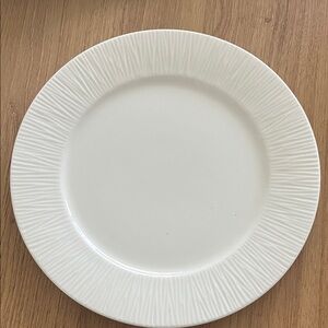 One Tabletops Unlimited Studio TU Emilia 10 5/8" Dinner Plates Bone China